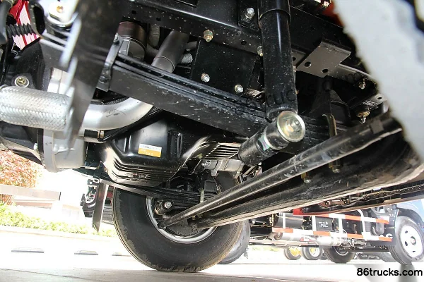 JAC Junling K330 120hp 4X2(6 wheels) 4.18m Single Row Flatbed Light Truck Chassis (1) | 86Trucks