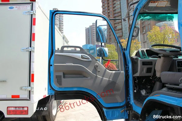 JAC Haoyun 129hp 4X2(6 wheels) 4m Dump Truck Cab (1) | 86Trucks