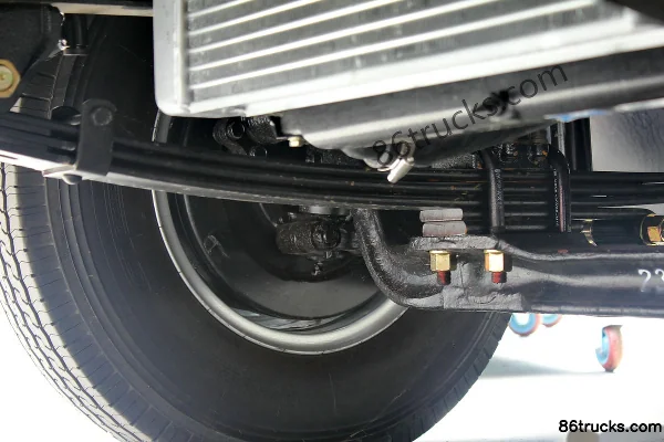 Sichuan Hyundai Ruiyue 115 hp 4X2(6 wheels) 4.18m Single Row Flatbed Light Truck Chassis (1) | 86Trucks