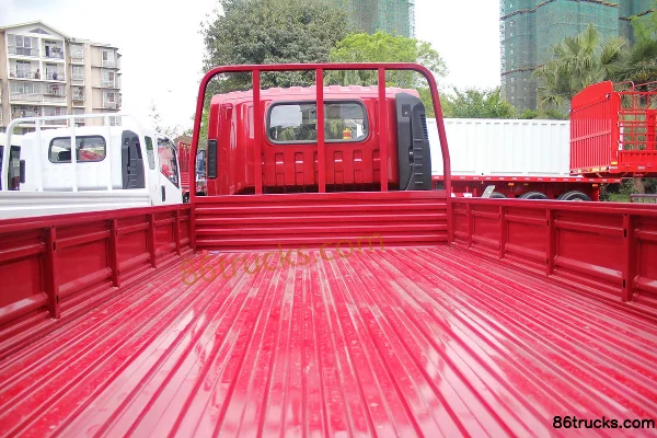 Sichuan Hyundai Ruiyue 115 hp 4X2(6 wheels) 4.18m Single Row Flatbed Light Truck Body (3) | 86Trucks