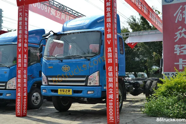 FAW Jiefang Lin VH 190hp 4X2(6 wheels) 6.2m Van Cargo Truck Exterior (3) | 86Trucks