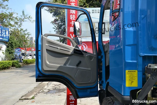 FAW Jiefang Lin VH 190hp 4X2(6 wheels) 6.2m Van Cargo Truck Cab (1) | 86Trucks