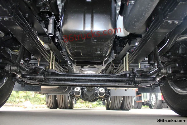 Sichuan Hyundai Chuanghu XCIENT P440 Heavy Truck Lightweight Version 440 hp 6X4(10 wheels) Tractor Truck Chassis (2) | 86Trucks
