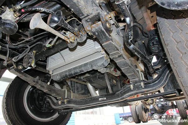 Foton Aoling CTX camion moyen 170 ch 4X2(6 roues) châssis de camion porteur cabine avancée 6,75 m (2) | 86Trucks