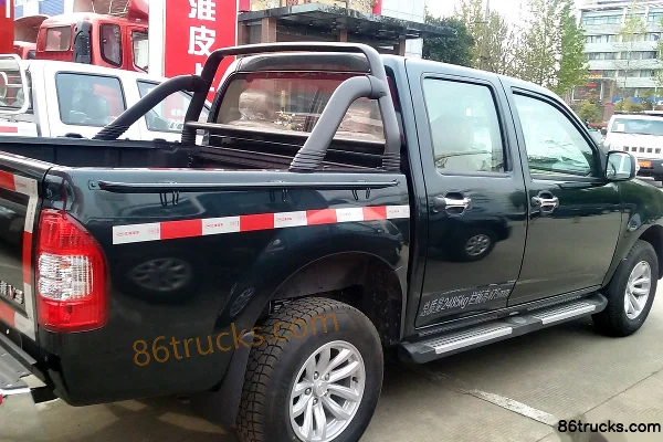 JAC Ruiling V3 Standard 2014 4x2(6 roues) 2.2L Petrol Double Cab Pickup Extérieur (3) | 86Trucks