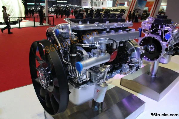 Sinotruk MT07.24-50 240 hp 7L China V Natural Gas Engine Exterior (3) | 86Trucks