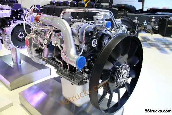 Sinotruk MT07.24-50 240 hp 7L China V Natural Gas Engine Exterior (2) | 86Trucks