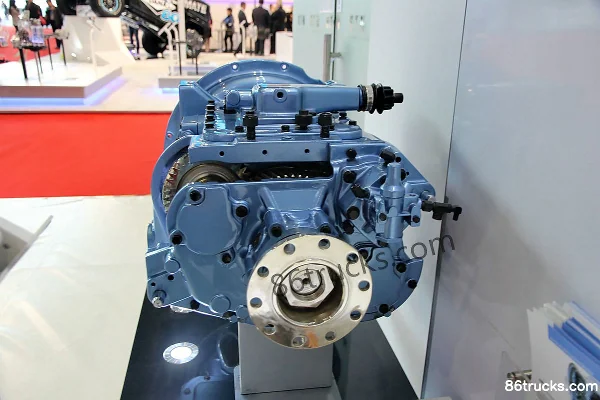 Eaton RTO-XX110B 10-Speed Manual Transmission Exterior (3) | 86Trucks
