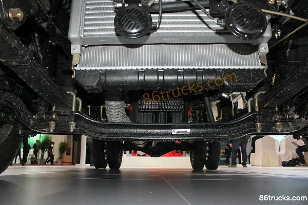Foton Aoling CTX 143 hp 4X2(6 wheels) 3.735m Semi-enclosed Light Truck (China V) Chassis (1) | 86Trucks