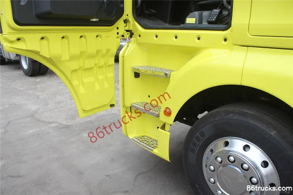 Sinotruk Sitrak C7H camion lourd 540 ch 6X2R tracteur routier Cabine (2) | 86Trucks