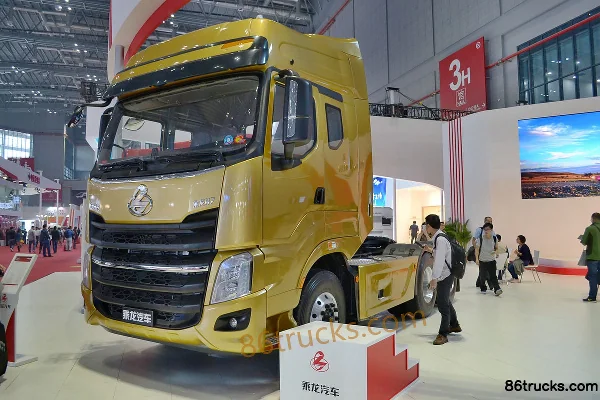 Dongfeng Liuqi Chenglong H7 Heavy Truck Flagship Edition 400hp 6X4(10 wheels) Tractor Truck Exterior (3) | 86Trucks