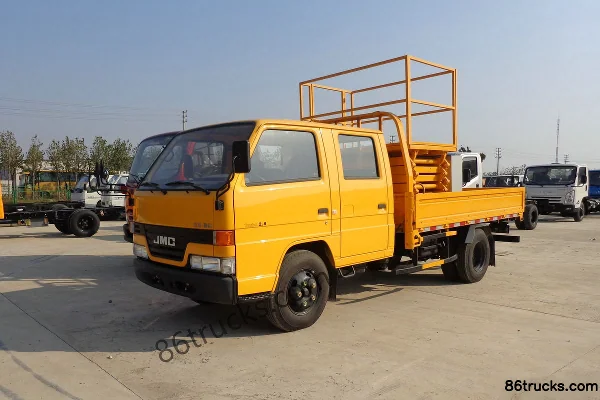 JMC Classic Shunda 110 hp 4X2(6 wheels) 10m Aerial Work Truck Exterior (2) | 86Trucks