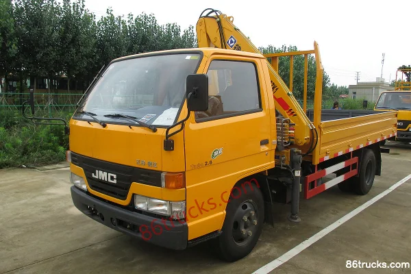 JMC Classic Shunda 109 hp 4X2(6 wheels) single-long truck-mounted crane (XCMG brand) Exterior