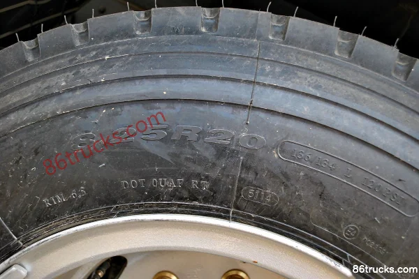 Foton Aumark S5 Camion porteur standard 170 ch 4X2(6 roues) 6,2 m fourgon cabine avancée Châssis (2) | 86Trucks