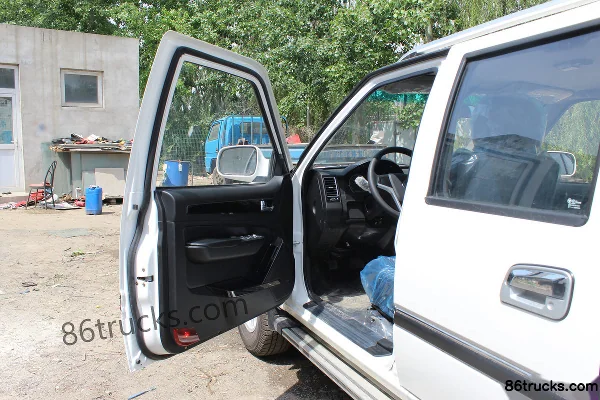 Foton SUP Z6 Conqueror 2.4L Gasoline 136hp 2WD Double Cab Pickup (Comfort Edition) Chassis (1) | 86Trucks