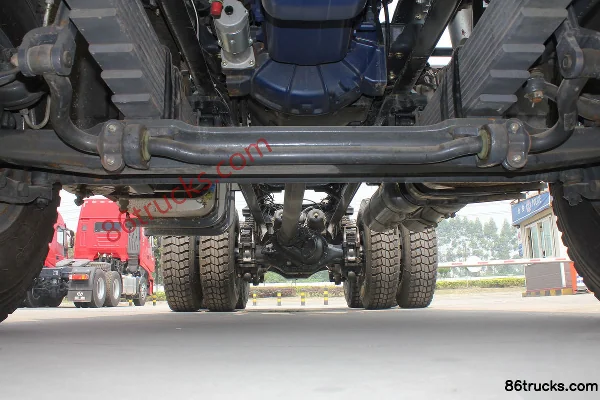 Beiben V3 Heavy Truck 330 hp 6X4(10 wheels) 5.6m LNG Dump Truck Chassis (1) | 86Trucks