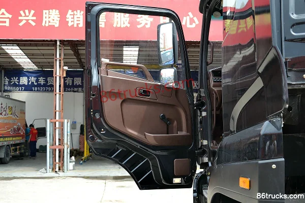 Sinotruk Wangpai W5G Heavy Truck 380 hp 4X2(6 wheels) Tractor Truck (10-speed) Cab (1) | 86Trucks