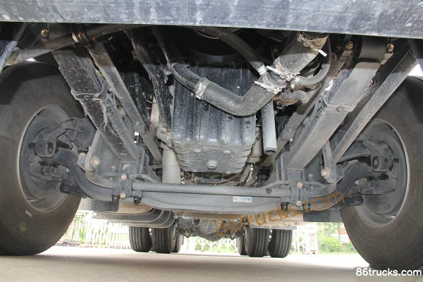 Dongfeng Commercial Vehicle Tianlong Heavy Truck 420hp 6X4(10 wheels) Tractor Truck (Frame: 282x90x8) Chassis (1) | 86Trucks