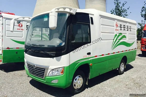 Dongfeng Lianhua 115 hp enclosed van truck Exterior