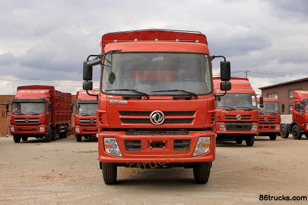 Dongfeng Yuhu Medium Truck 180hp 4X2(6 wheels) 6.8m stake truck (axle ratio: 6.5) (DFS5168CCYL1) Exterior (2) | 86Trucks