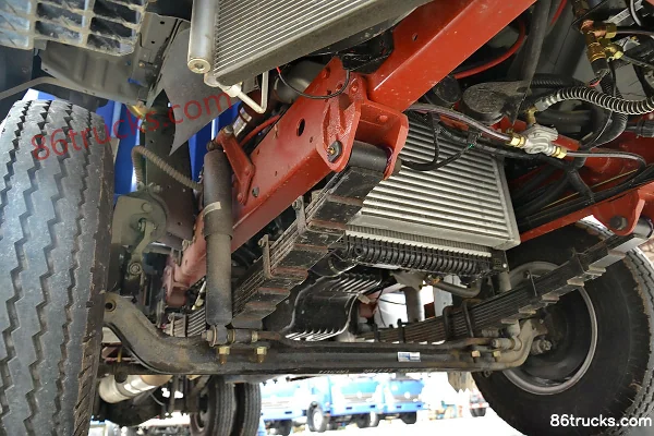 Sinotruk Wangpai 7 Series 129 hp 4X2(6 wheels) 4.1m Single Row Van Light Truck Chassis (1) | 86Trucks