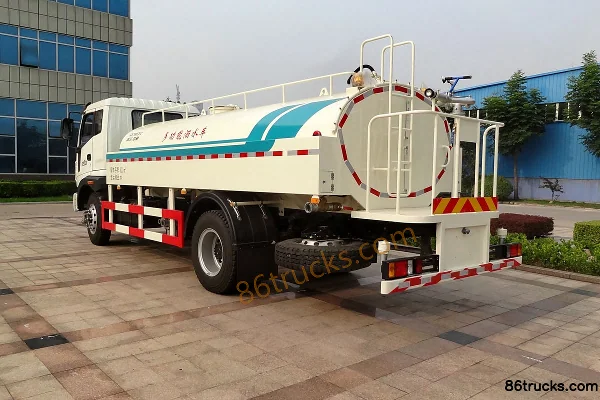 Foton Ruivo Q5 141 ch 4X2(6 roues) camion citerne d'arrosage 10 m³ Extérieur (3) | 86Trucks
