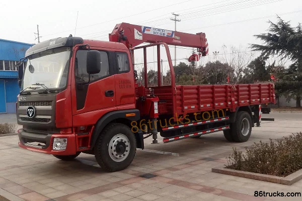 Foton FotonQ5 truck-mounted crane