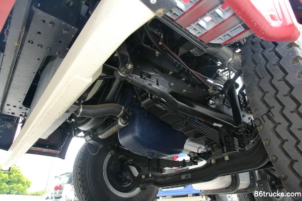 Foton Auman ETX Série 5 camion lourd 336 ch 4X2(6 roues) tracteur routier Châssis (3) | 86Trucks