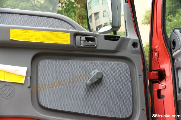 Foton AumanETX 5 Series Heavy Truck 300 hp 4X2(6 wheels) Tractor Truck Cab (3) | 86Trucks