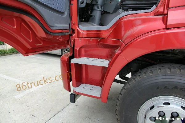 Foton AumanETX 5 Series Heavy Truck 300 hp 4X2(6 wheels) Tractor Truck Cab (1) | 86Trucks