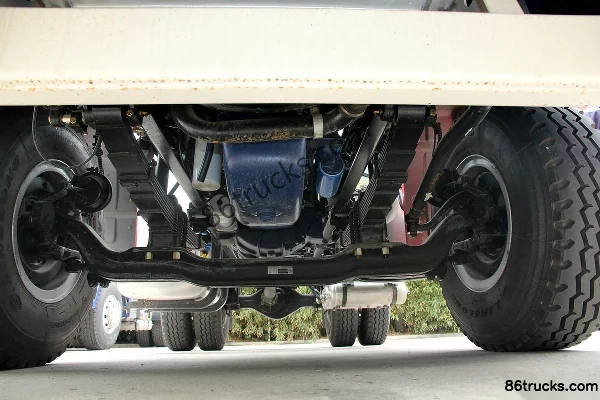 Foton AumanETX 5 Series Heavy Truck 300 hp 4X2(6 wheels) Tractor Truck Chassis (1) | 86Trucks