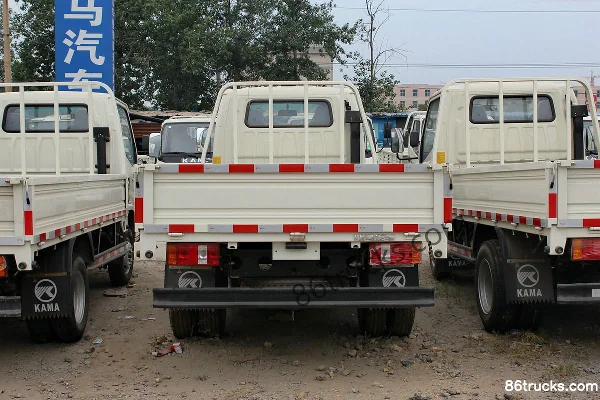 Kama Fulaika 87hp 4X2(6 wheels) 3.7m single-row flatbed light truck Exterior (3) | 86Trucks