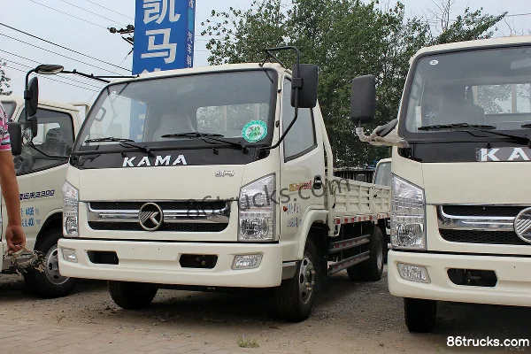 Kama Junchi 116hp 4X2(6 wheels) 4.7m half-row flatbed light truck Exterior (2) | 86Trucks