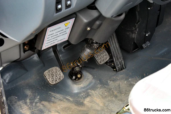 Kama Ruiling 1.1L 60 ch 4X2(6 roues) essence 2,2 m double rangée camion plateau micro Cabine (3) | 86Trucks