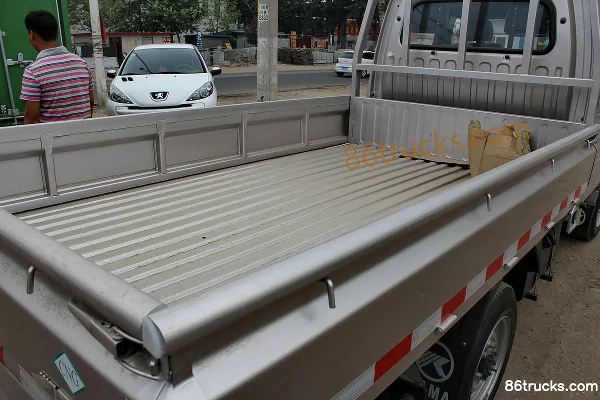 Kama Ruiling 1.1L 60 ch 4X2(6 roues) essence 2,2 m double rangée camion plateau micro Carrosserie (2) | 86Trucks