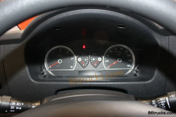Huanghai Auto Ruitu Express Edition 148hp 2016 2.8T Panel Van Cab (3) | 86Trucks