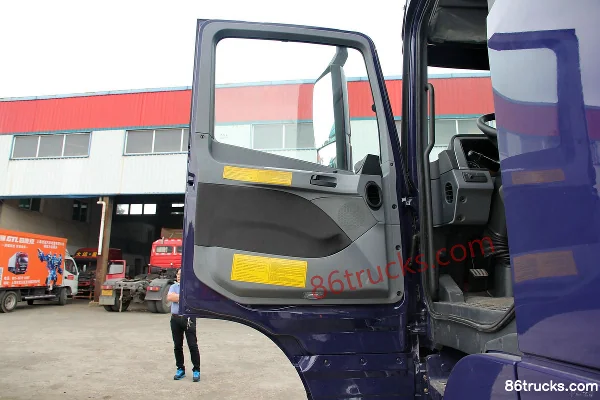 Foton AumanGTL Base 380hp 4X2(6 wheels) Tractor Truck (China VI) Cab (1) | 86Trucks