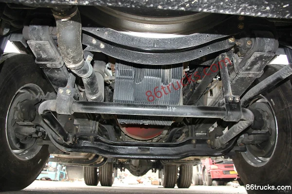 Foton AumanGTL Base 380hp 4X2(6 wheels) Tractor Truck (China VI) Chassis (1) | 86Trucks
