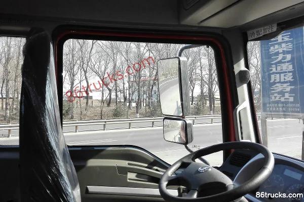 SHACMAN Commercial Vehicle Xuande X3 Heavy Truck 290 hp 8X4(12 wheels) 9.5m Van Cargo Truck Cab (1) | 86Trucks
