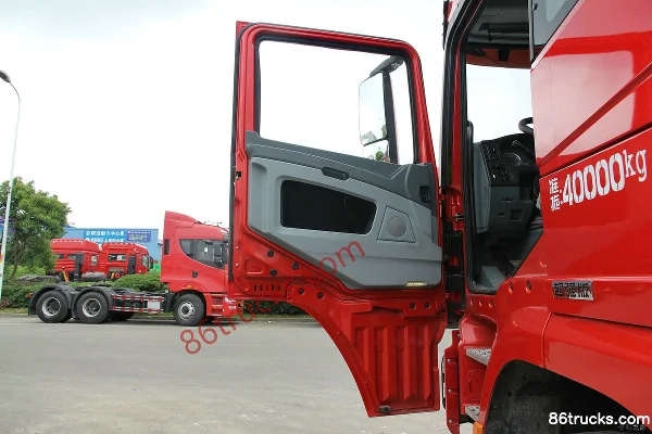 SHACMAN Cummins Delong X3000 Lightweight Special Offer Version 385 hp 6X4(10 wheels) Tractor Truck Cab (2) | 86Trucks
