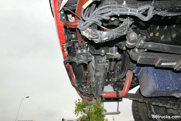 SHACMAN Cummins Delong X3000 Lightweight Special Offer Version 385 hp 6X4(10 wheels) Tractor Truck Chassis (3) | 86Trucks