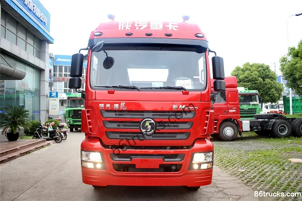 SHACMAN Delong New M3000 310 hp 6X2(8 wheels) Tractor Truck Exterior (2) | 86Trucks