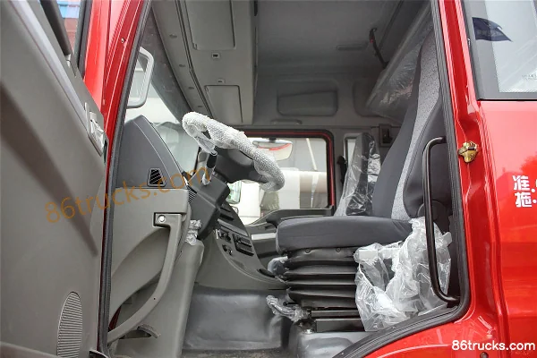 SHACMAN Delong New M3000 310 hp 6X2(8 wheels) Tractor Truck Cab (3) | 86Trucks