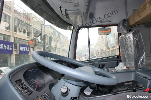 Hualing Zhi Xing tracteur routier 336 ch 6X2(8 roues) Cabine (3) | 86Trucks