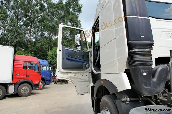 Sinotruk HOWO T7H camion lourd 480 ch tracteur routier 6X2R Cabine (1) | 86Trucks