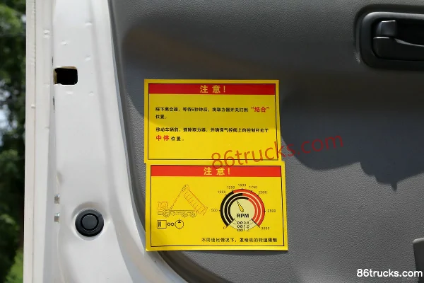 Dongwo UD Kuteng 380 hp 6X4(10 wheels) 5.4m Dump Truck Cab (3) | 86Trucks