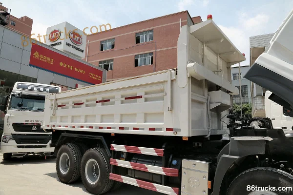 Dongwo UD Kuteng 380 hp 6X4(10 wheels) 5.4m Dump Truck Body (1) | 86Trucks