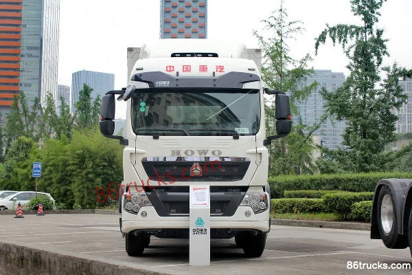 Sinotruk HOWO T5G camion lourd 310 ch 6X2(8 roues) camion porteur fourgon 9,52 m Extérieur (2) | 86Trucks