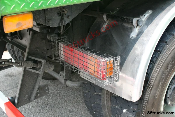 SHACMAN Delong X3000 336hp 6X4(10 wheels) 5.6m new-type dump truck Chassis (2) | 86Trucks