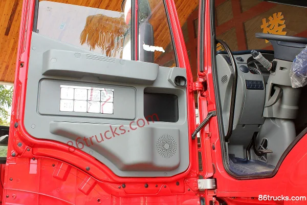 SAIC Hongyan Genlyon C100 Heavy Truck 480hp 6X4(10 wheels) Heavy Haul Tractor Truck Cab (1) | 86Trucks